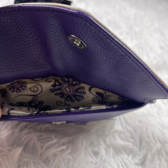 Grace Adele Purple Cream Chevron Faux Leather Clutch Wristlet Crossbody Bag - Picture 6 of 9